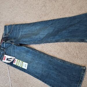 $8 ADD TO BUNDLE TO LOWER PRICE Boys Size 8 Bootcut Jeans
